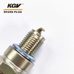 Small Engine Iridium/Platinum Spark Plug S-Cmr7h Use on Lawn Mower